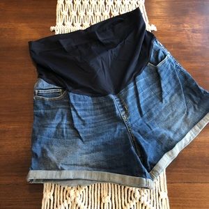 Maternity Shorts •size XL•